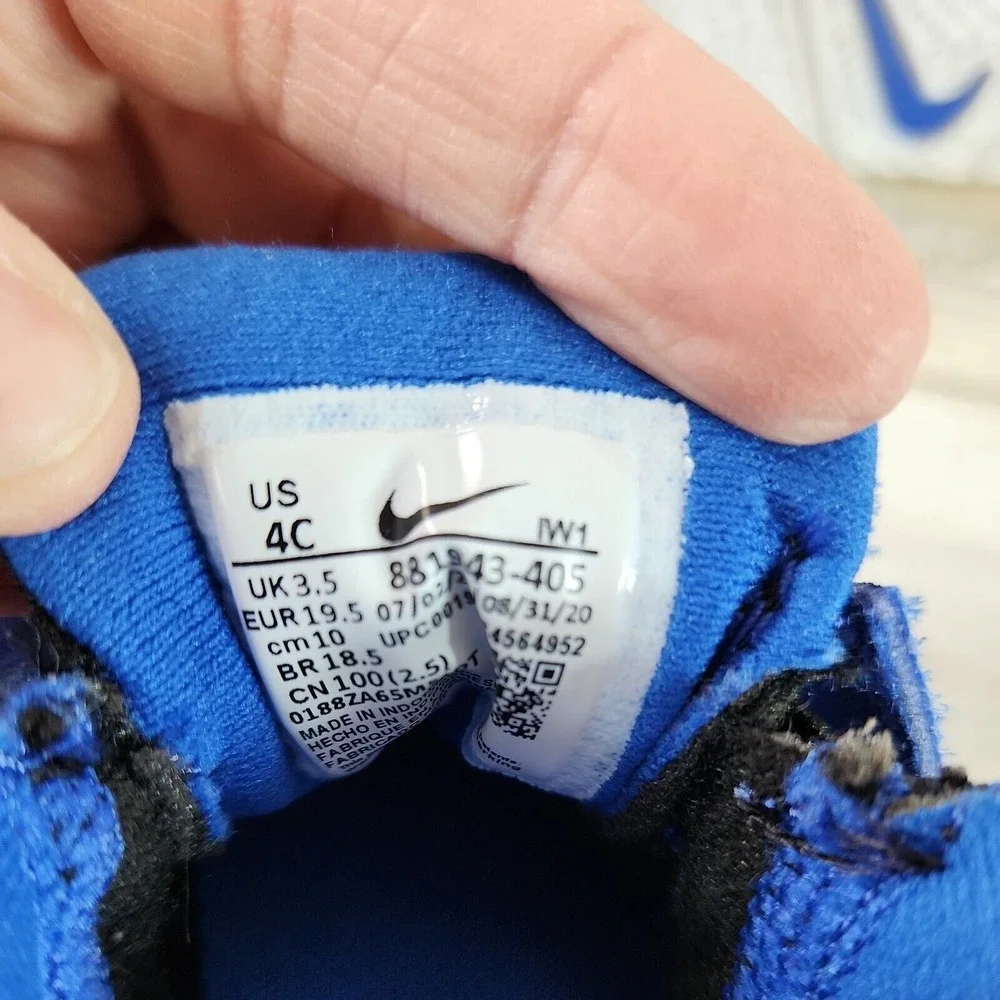 Nike Team Hustle Toddler Shoes Size 4C Royal Blue 881943-405 Athletic